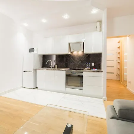Apartment Urban Serenity Wilda By Bookinghost